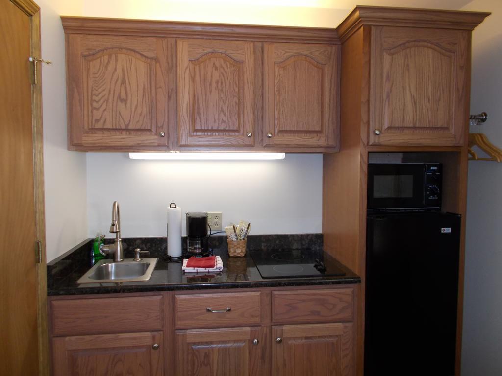 Shepherd Mountain Inn & Suites Pilot Knob Δωμάτιο φωτογραφία